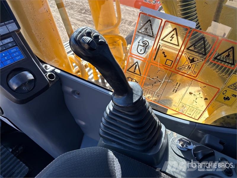 Komatsu 200LC-3 Escavadeiras de esteiras