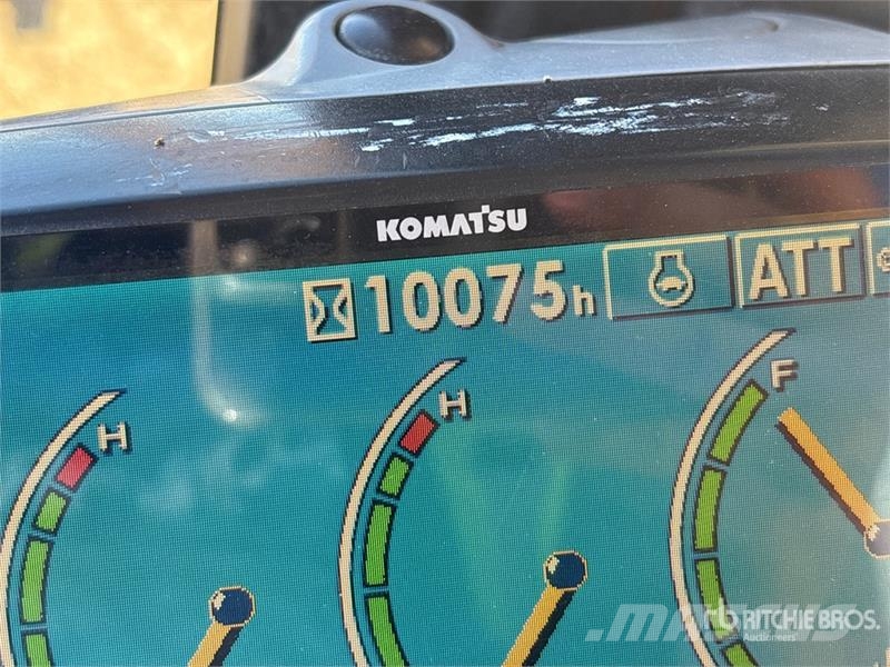 Komatsu 200LC-3 Escavadeiras de esteiras