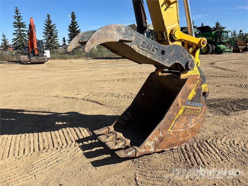Komatsu 200LC-3 Escavadeiras de esteiras