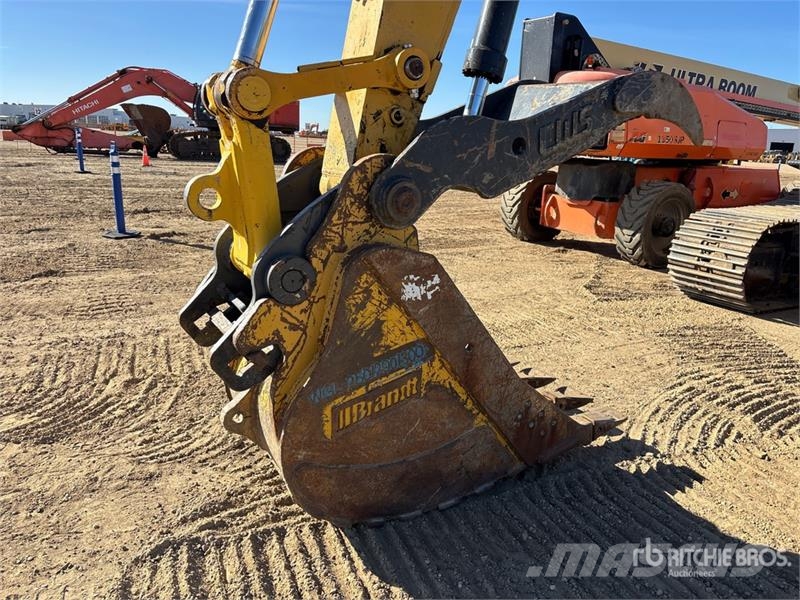 Komatsu 200LC-3 Escavadeiras de esteiras