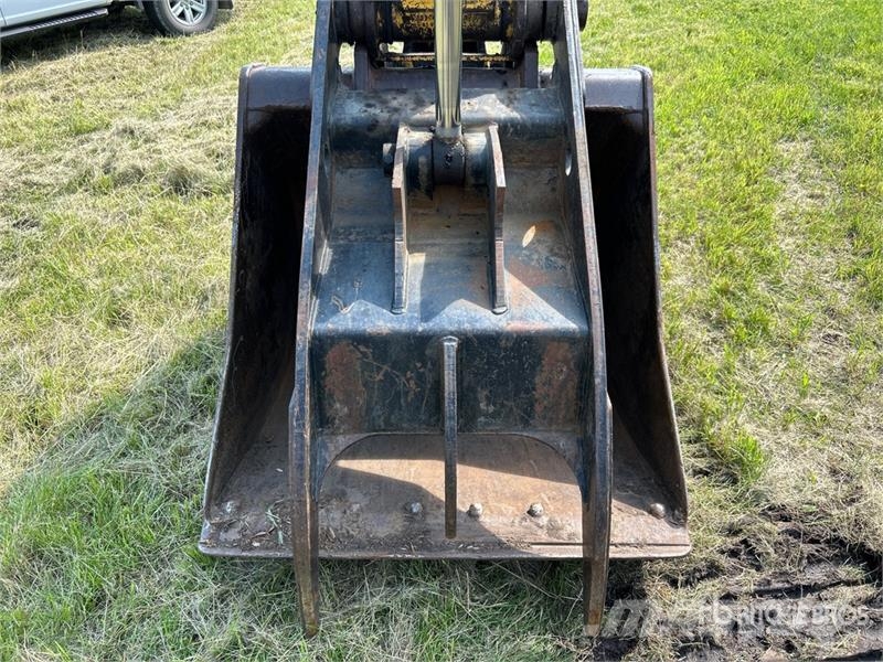 Komatsu 220 Tracked Excavator Beltegraver