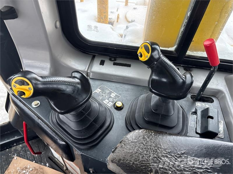 Komatsu D375A-8 Crawler Dozer Гусеничные бульдозеры