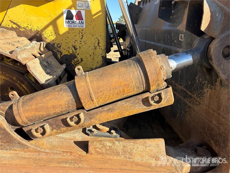 Komatsu D375A-8 Crawler Dozer Гусеничные бульдозеры