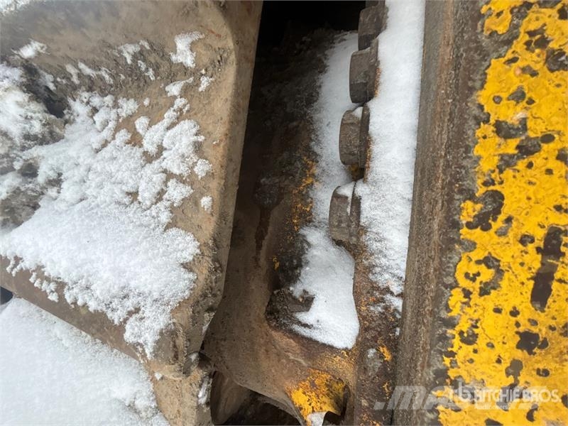 Komatsu D375A-8 Crawler Dozer Гусеничные бульдозеры