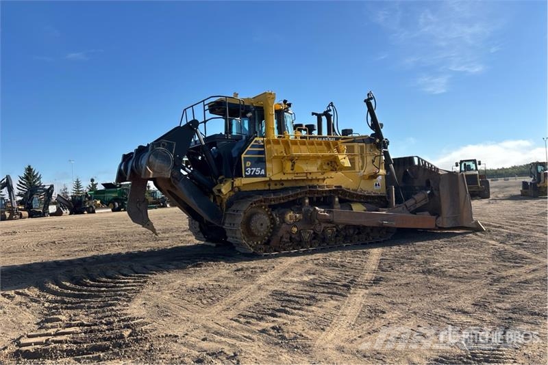 Komatsu D375A-8 Crawler Dozer Гусеничные бульдозеры