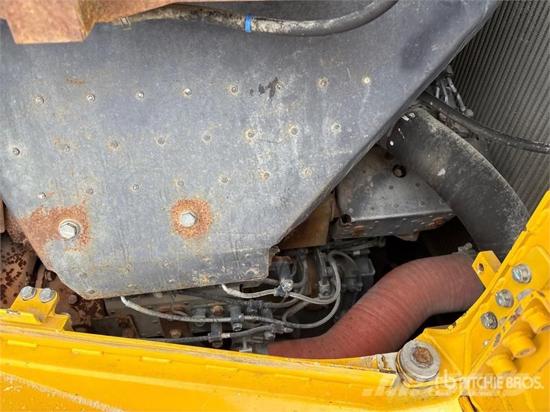 Komatsu D375A-8 Crawler Dozer Гусеничные бульдозеры