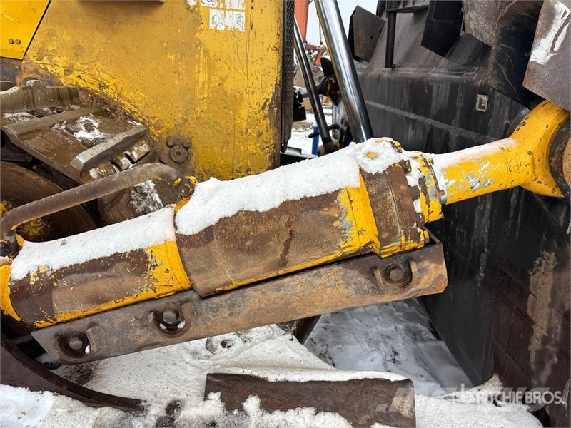 Komatsu D375A-8 Crawler Dozer lánctalpas dózerek