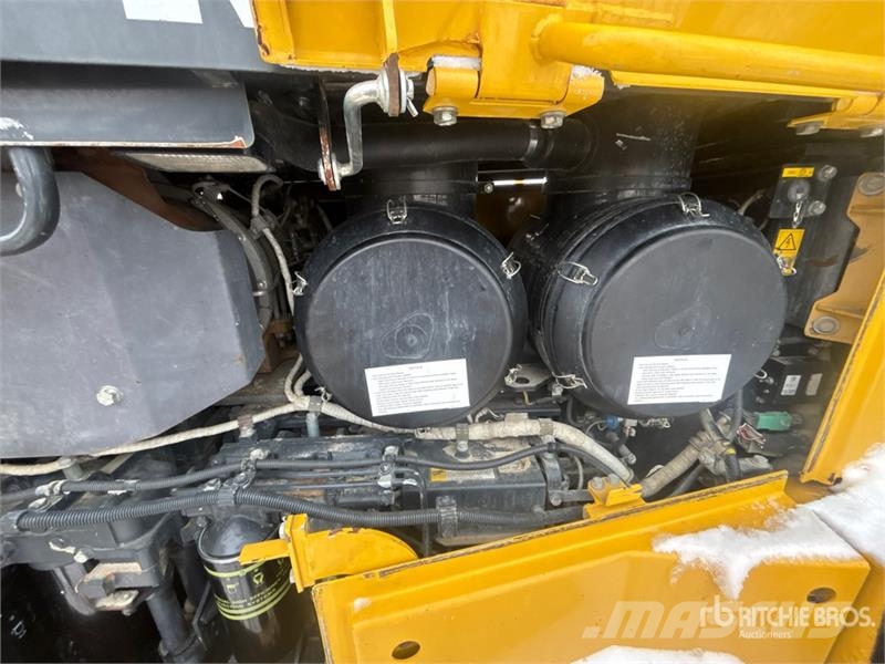 Komatsu D375A-8 Crawler Dozer Гусеничные бульдозеры