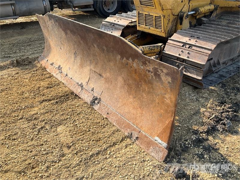 Komatsu D41P-6 Buldožeri guseničari