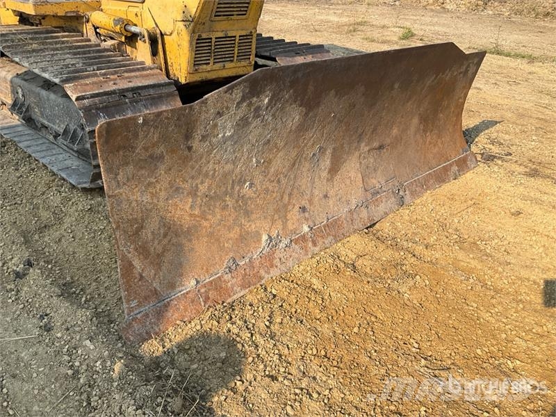 Komatsu D41P-6 Buldožeri guseničari