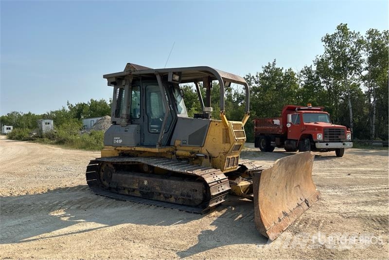 Komatsu D41P-6 Buldožeri guseničari
