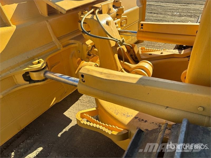 Komatsu D51PX-22 Bulldozer