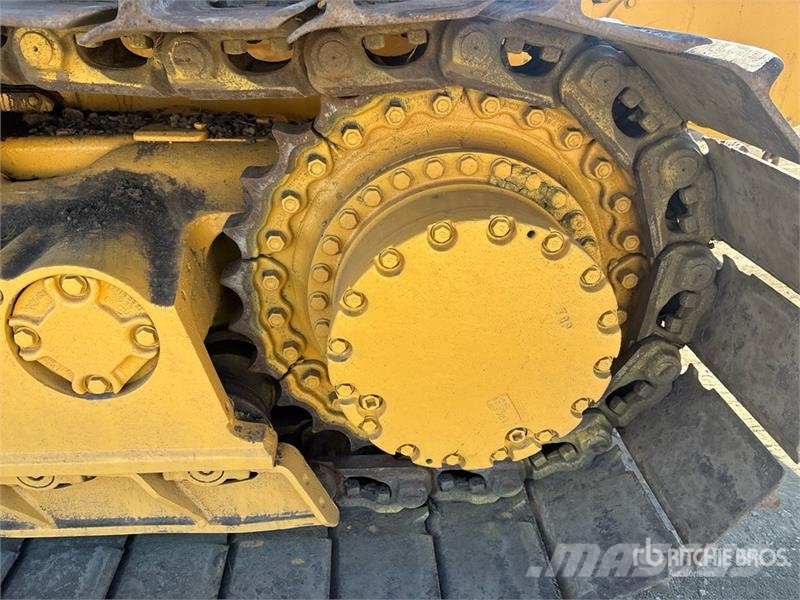 Komatsu D51PX-22 Bulldozer