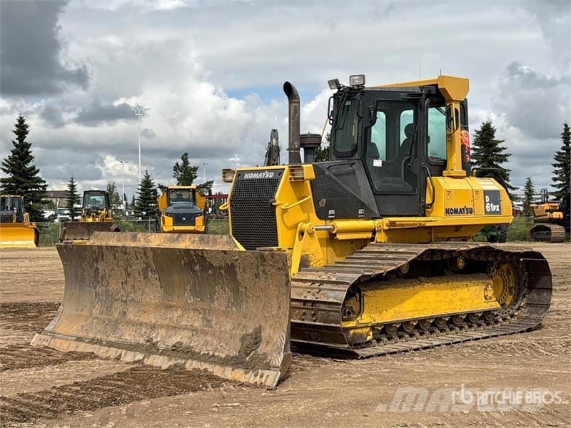 Komatsu D61PX-15E0 Vikšriniai buldozeriai