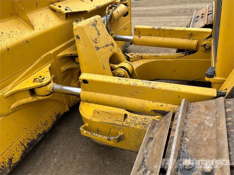 Komatsu D61PX-15E0 Vikšriniai buldozeriai