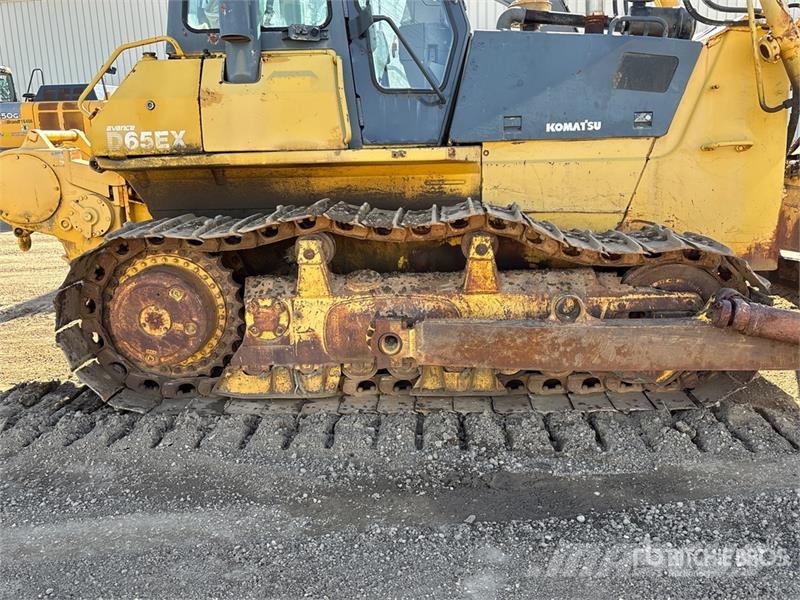 Komatsu D65EX-12 Buldooserid