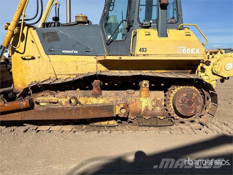 Komatsu D65EX-12 Buldooserid