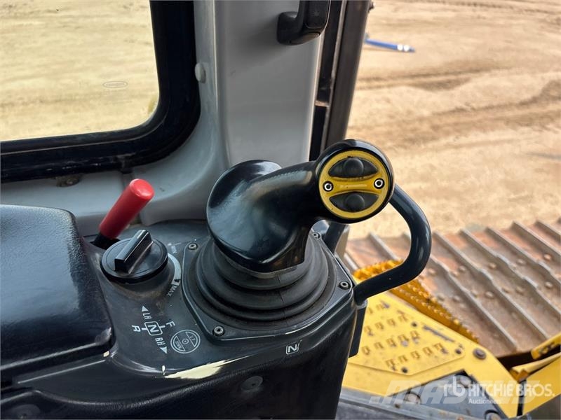 Komatsu D65PX-17 Vikšriniai buldozeriai