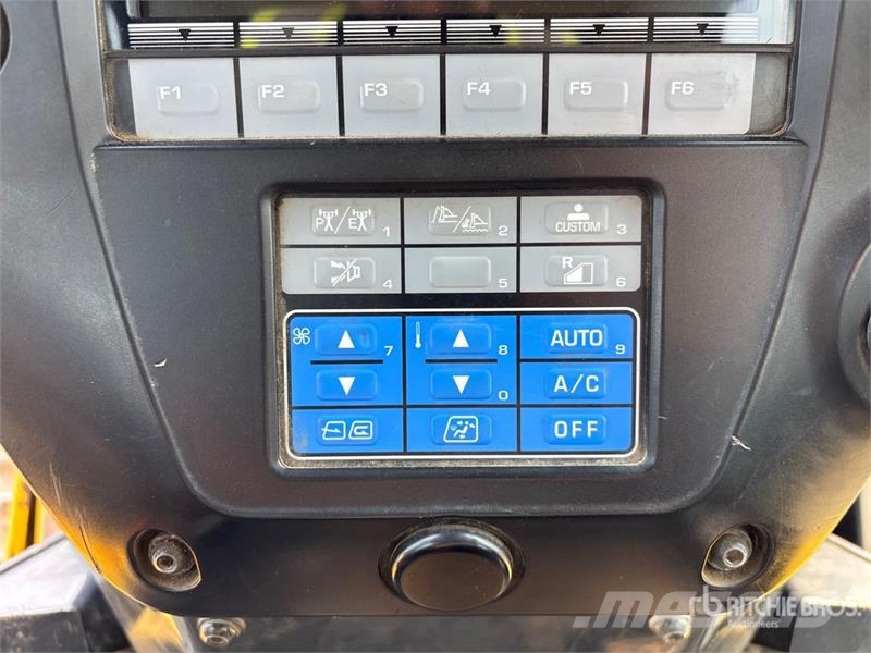 Komatsu D65PX-17 Vikšriniai buldozeriai