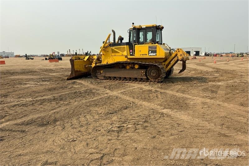 Komatsu D65PX-17 Vikšriniai buldozeriai