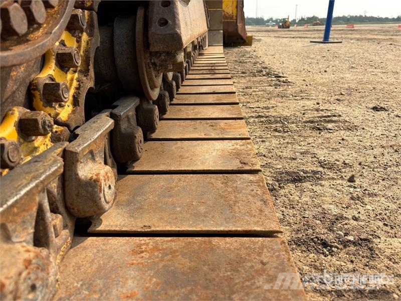 Komatsu D65PX-17 Vikšriniai buldozeriai