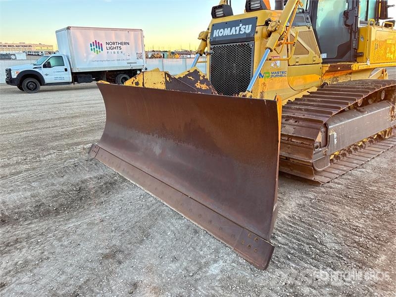 Komatsu D65PX-17 Crawler Dozer Bulldozer