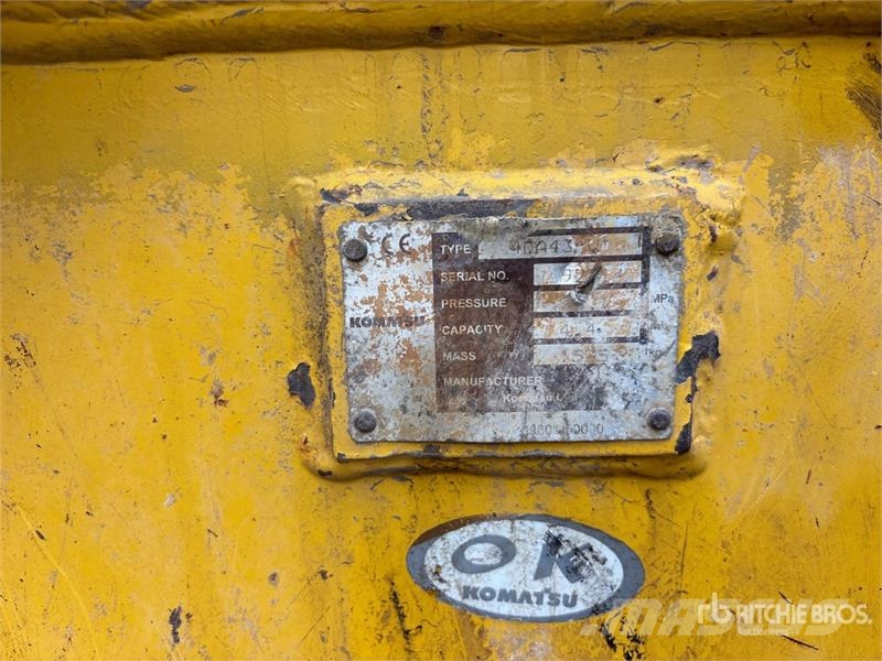 Komatsu D65PX-18 Crawler Dozer Гусеничные бульдозеры