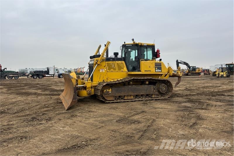 Komatsu D65PX-18 Crawler Dozer Гусеничные бульдозеры