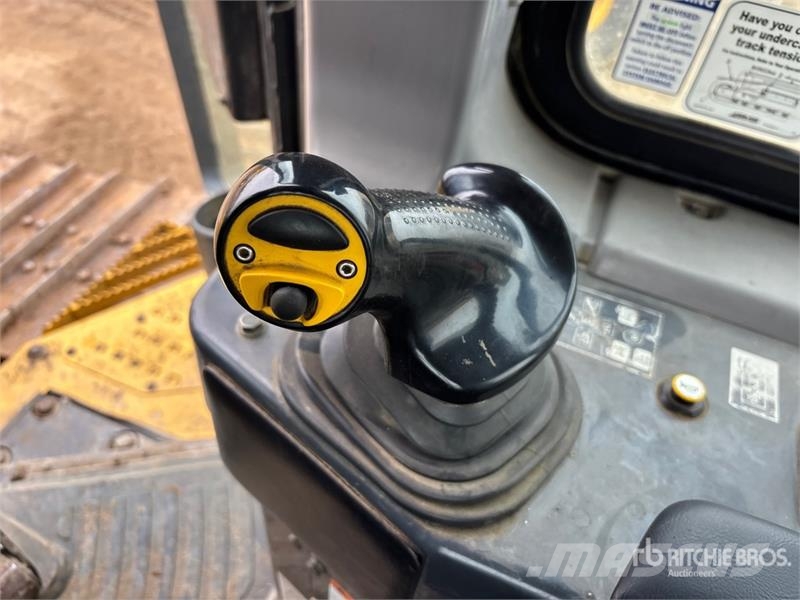 Komatsu D65PX-18 Crawler Dozer Гусеничные бульдозеры
