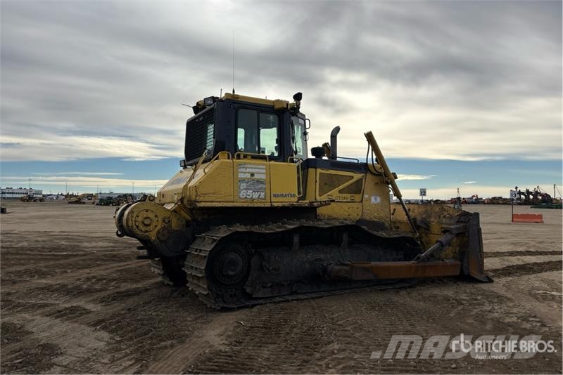 Komatsu D65WX-17 Crawler Dozer Crawler dozers