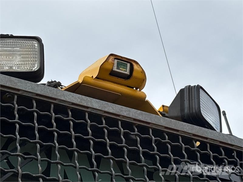 Komatsu D65WX-17 Crawler Dozer Crawler dozers