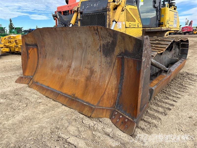 Komatsu D65WX-17 Crawler Dozer Crawler dozers
