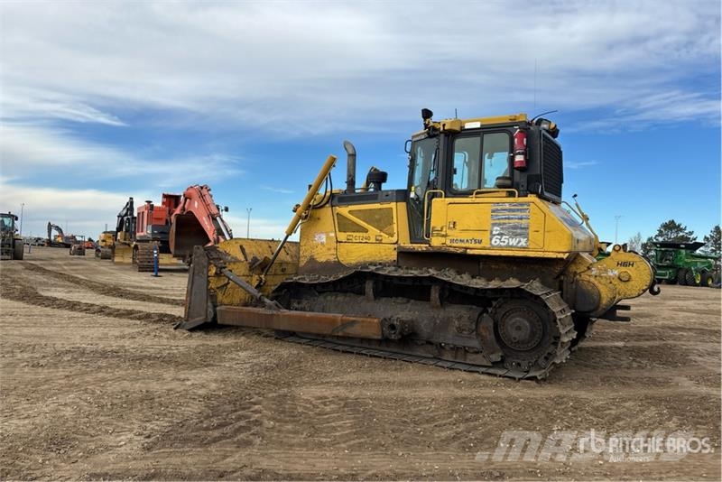Komatsu D65WX-17 Crawler Dozer Crawler dozers