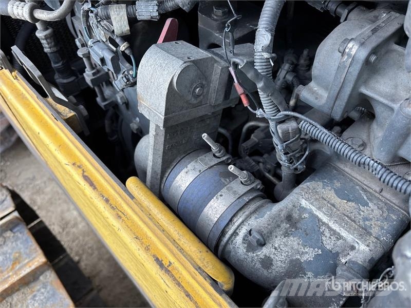 Komatsu D65WX-17 Crawler Dozer Crawler dozers