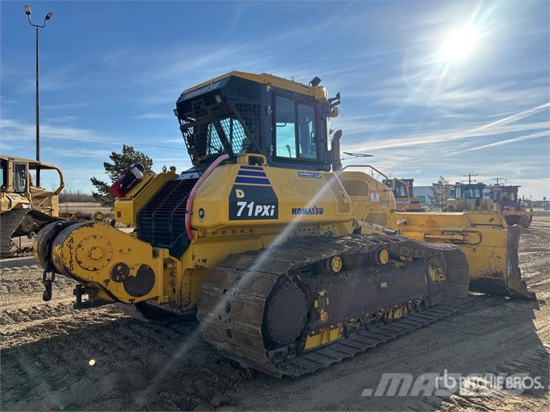 Komatsu D71PXI-24 Crawler Dozer Crawler dozers