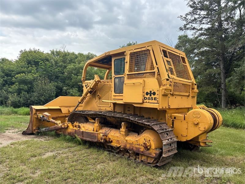 Komatsu D85E Vikšriniai buldozeriai