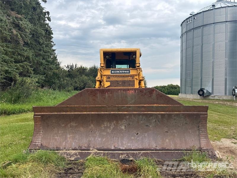 Komatsu D85E Vikšriniai buldozeriai