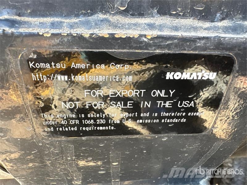 Komatsu D85EX-15 Верижни булдозери