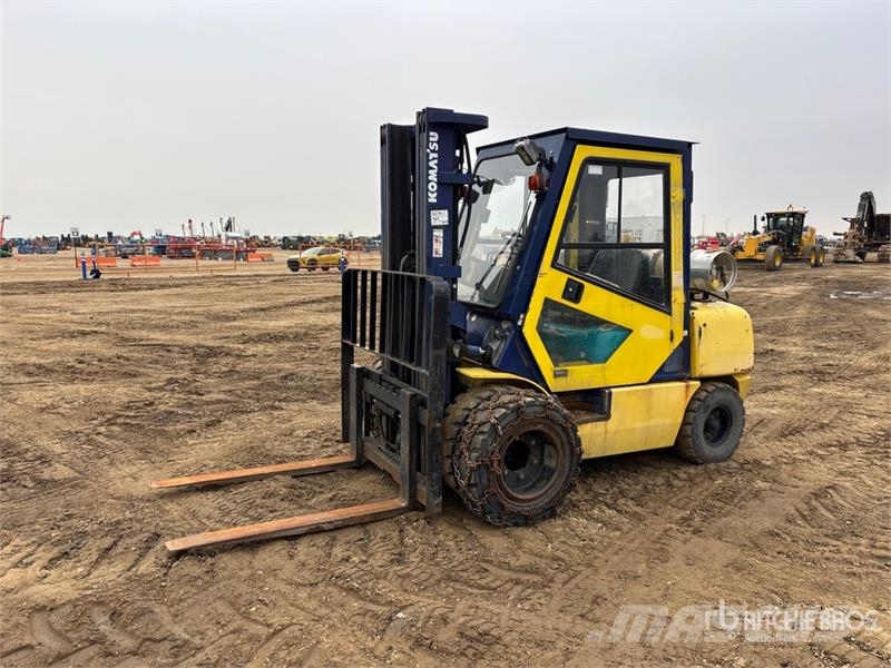 Komatsu FG30HT-12 شاحنات ذات رافعات شوكية - أخرى