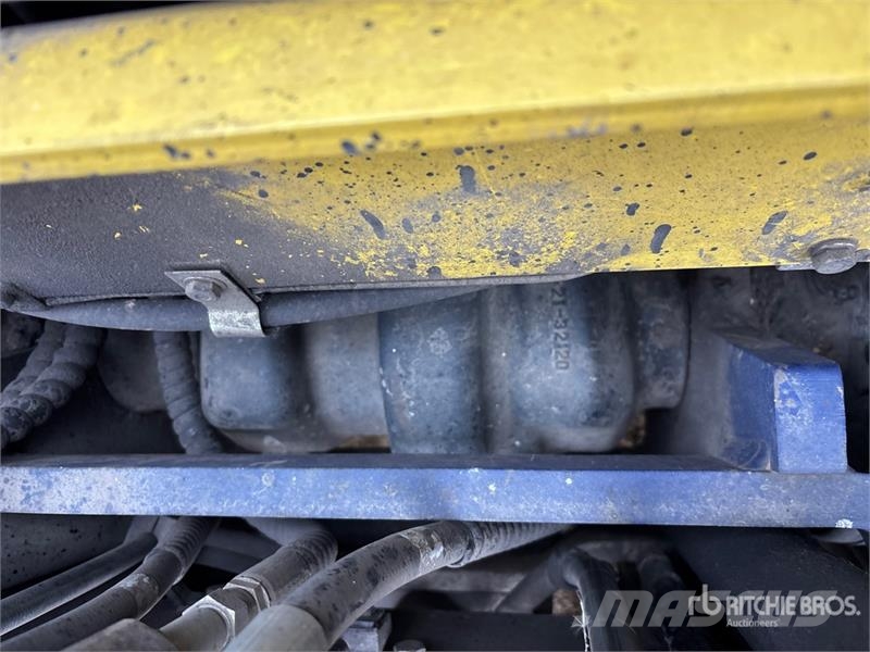 Komatsu FG30HT-12 شاحنات ذات رافعات شوكية - أخرى