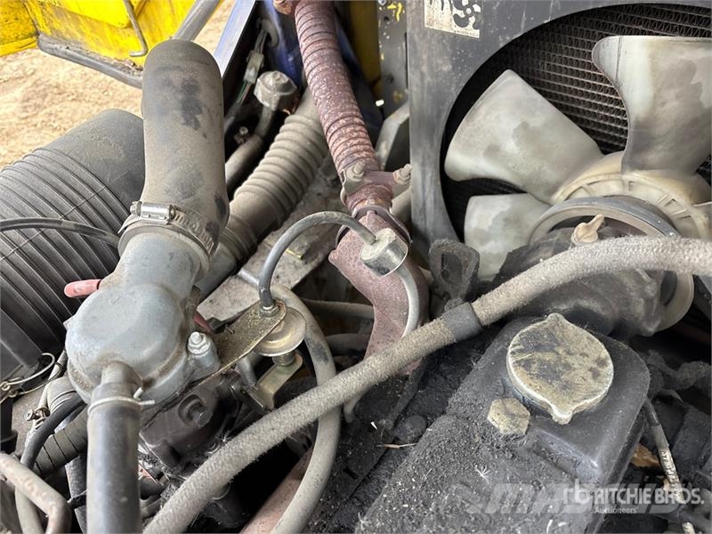 Komatsu FG30HT-12 شاحنات ذات رافعات شوكية - أخرى