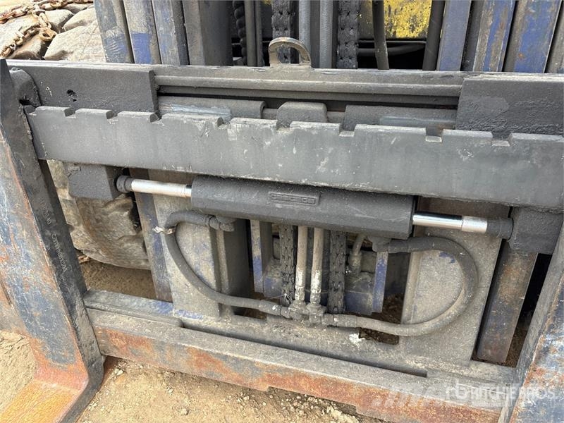 Komatsu FG30HT-12 شاحنات ذات رافعات شوكية - أخرى