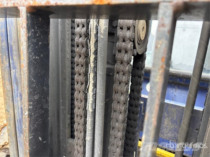Komatsu FG30HT-12 شاحنات ذات رافعات شوكية - أخرى