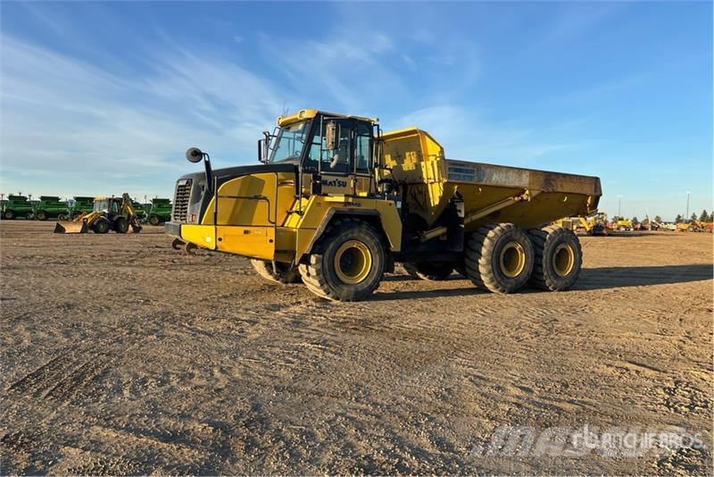 Komatsu HM300-3 Dumper - Knickgelenk