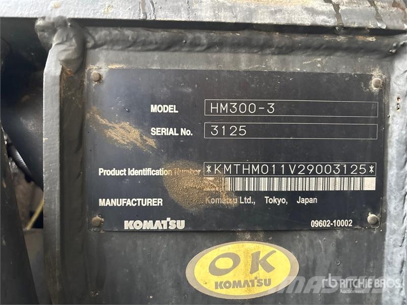 Komatsu HM300-3 Liigendraamiga pinnaseveokid