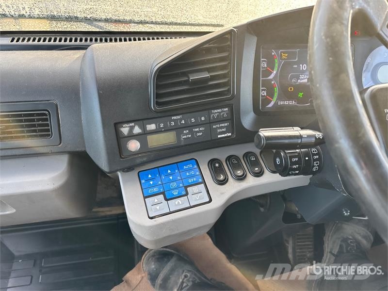 Komatsu HM400-5 Dumpperit