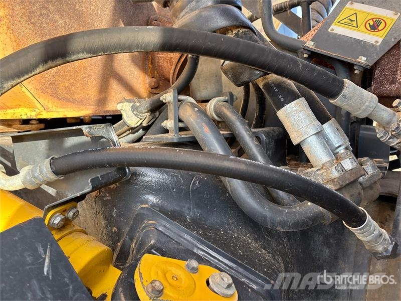 Komatsu HM400-5 Dumpperit