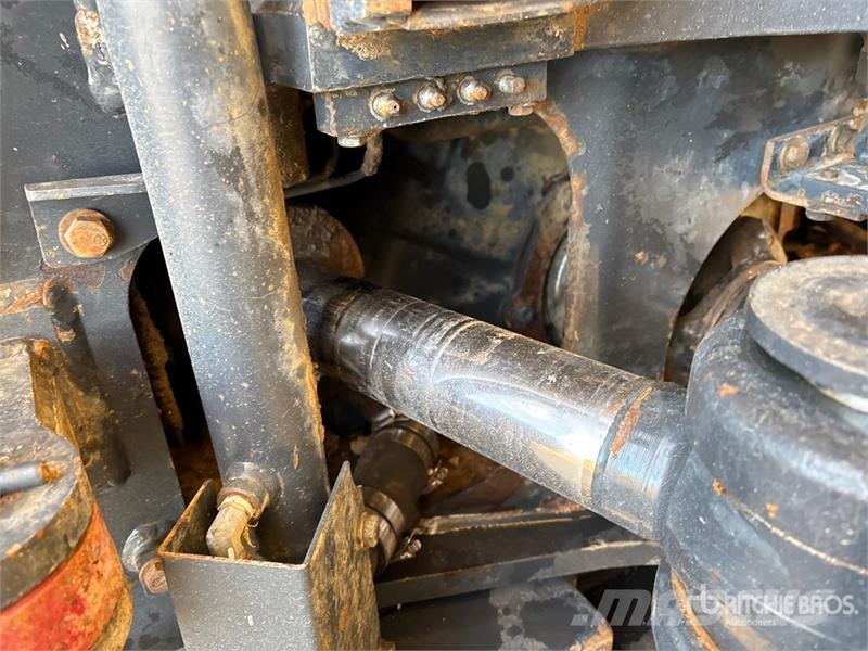 Komatsu HM400-5 Dumpperit