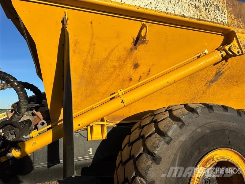 Komatsu HM400-5 Dumper - Knickgelenk