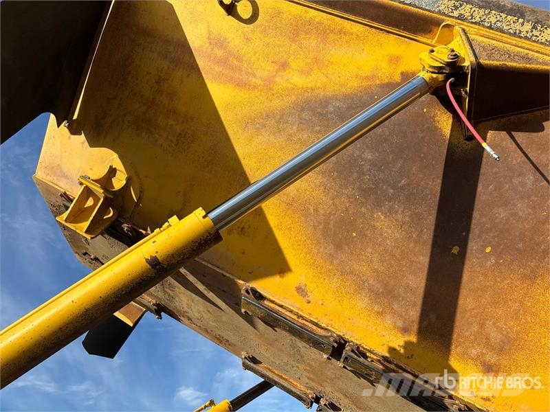 Komatsu HM400-5 Dumpperit
